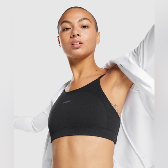 Gymshark Other - Gymshark Flex Strappy Sports Bra in Black